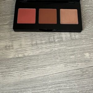 NWOT Laura Geller Blush Trio - Coral, Cocoa, Nude